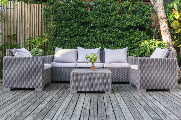 Patio Set Assembly in Mason